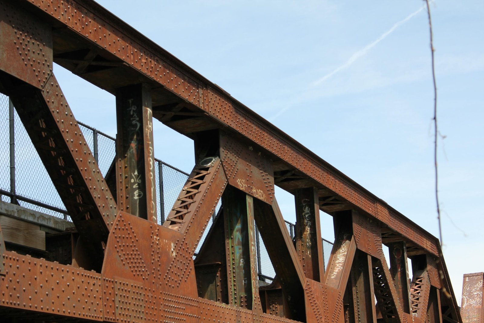 Upper connection